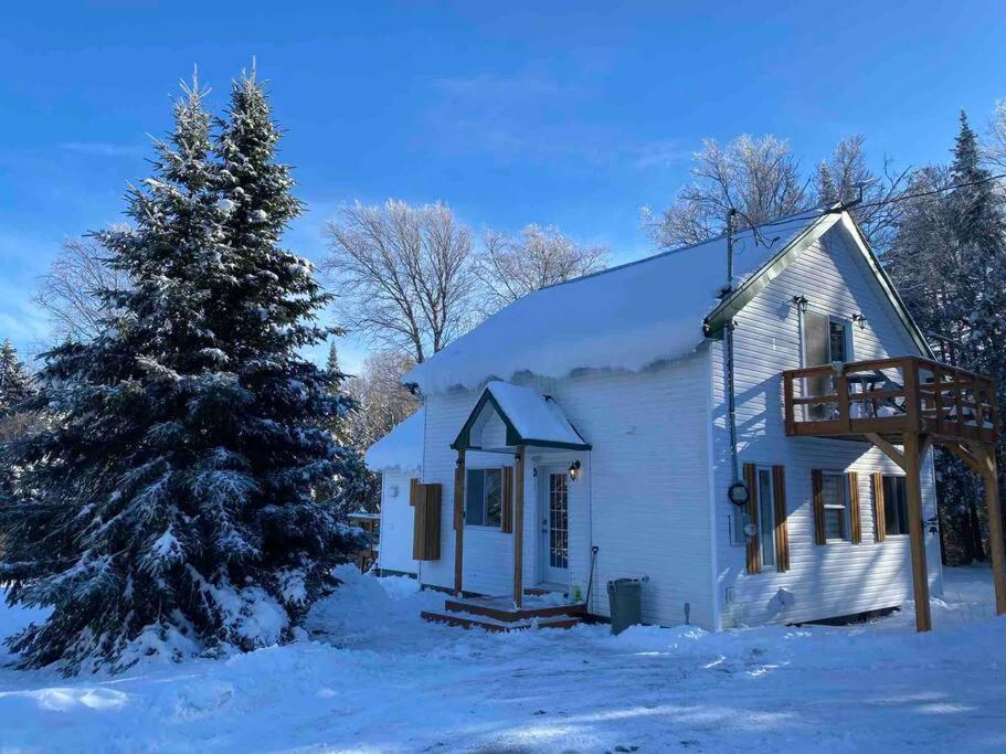 Le Jazz- Chalet Rustique/Chic Avec Spa Notre-Dame-Des-Bois Екстериор снимка