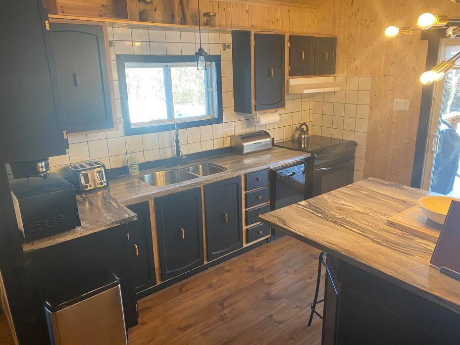 Le Jazz- Chalet Rustique/Chic Avec Spa Notre-Dame-Des-Bois Екстериор снимка